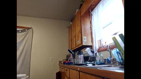 therizzler_1_of_1 online show from January 30, 3:29 pm