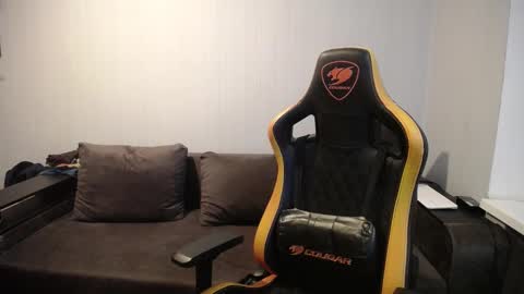 Nick   online show from March 3, 6:12 pm