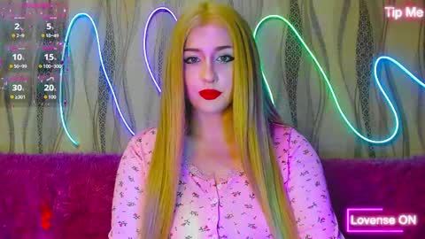 Snapshot of therosesweet chatting on May 27, 6:49 pm Rose online show from May 27, 6:49 pm