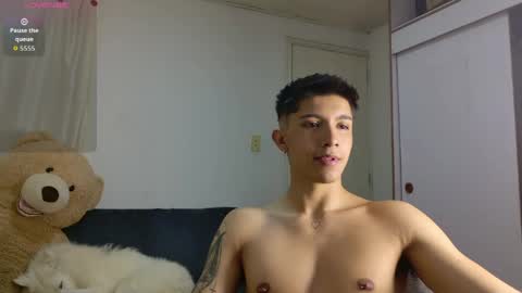 thesaint_xxx online show from June 25, 11:53 pm