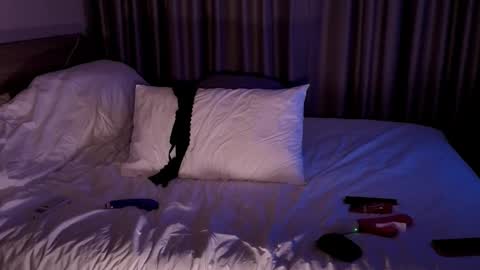 Anya online show from November 22, 2:27 pm