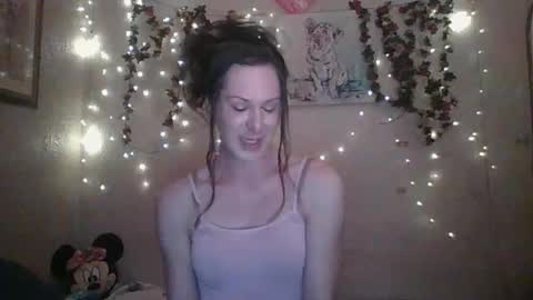 sillymillie0 online show from February 8, 1:22 am