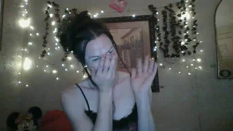 sillymillie0 online show from September 17, 11:50 pm