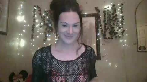 sillymillie0 online show from December 14, 4:29 am