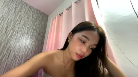 Snapshot of thessssy chatting on July 24, 11:47 pm thessssy online show from July 24, 11:47 pm