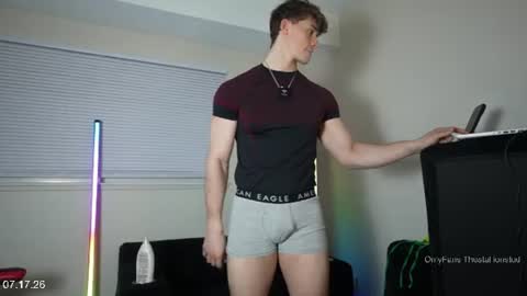 Snapshot of thestallionstud chatting on July 18, 3:44 am Carter online show from July 18, 3:44 am