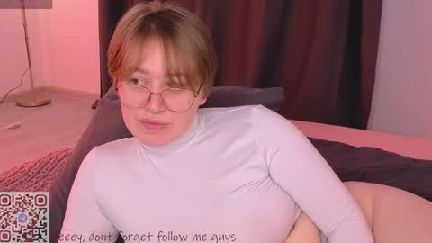 Lucia online show from March 22, 10:07 am