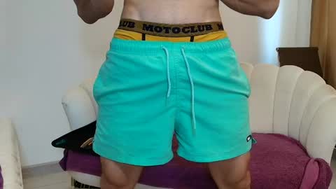 TheTopAlex online show from April 22, 6:16 am