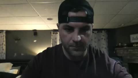 Snapshot of thetwolivecrew22 chatting on November 14, 2:10 am The Wild Ones online show from November 14, 2:10 am