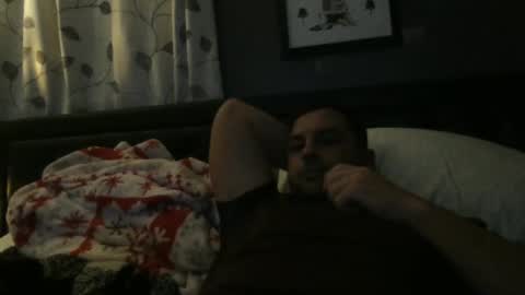 Snapshot of thetwolivecrew22 chatting on November 18, 3:12 am The Wild Ones online show from November 18, 3:12 am