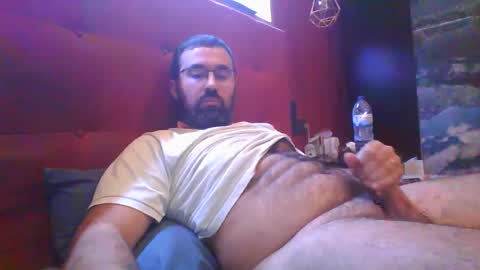 Snapshot of theviper1990 chatting on December 30, 11:06 pm Carlos1990 online show from December 30, 11:06 pm