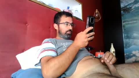 Snapshot of theviper1990 chatting on July 6, 10:01 am Carlos1990 online show from July 6, 10:01 am