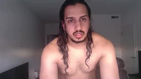 Snapshot of theworldisavampire09 chatting on April 25, 12:02 am Vampiro online show from April 25, 12:02 am