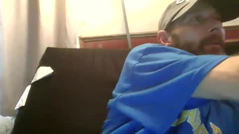 Snapshot of theycallmemellowthebreeze chatting on September 21, 2:29 pm mellow online show from September 21, 2:29 pm