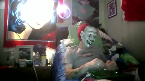 Snapshot of theycallmemellowthebreeze chatting on October 6, 4:15 pm mellow online show from October 6, 4:15 pm