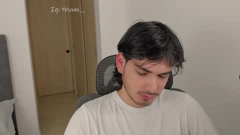 thiaan__ online show from January 5, 11:30 pm