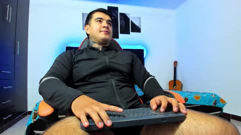 Thiago online show from March 10, 7:13 am