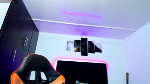 Snapshot of thiago_cp01 chatting on July 7, 6:47 am Thiago online show from July 7, 6:47 am