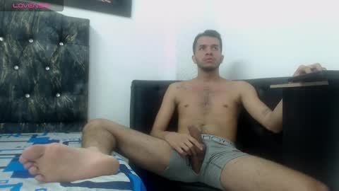 Snapshot of thiago_hairy chatting on April 21, 5:58 am thiago_hairy online show from April 21, 5:58 am