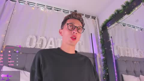 SanThiago online show from January 6, 8:28 pm