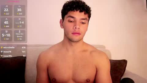 Snapshot of thiago_l chatting on February 18, 3:31 am Just Thiago online show from February 18, 3:31 am