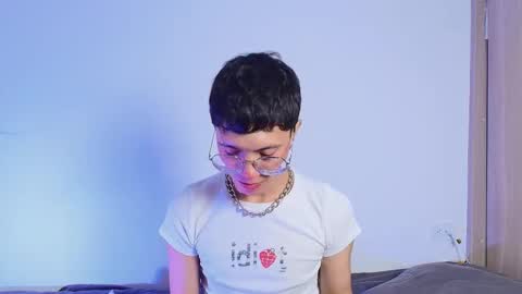 thiago_n_sam online show from September 27, 11:43 pm