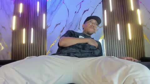 ThiagoBerry online show from February 2, 11:09 am