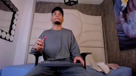 ThiagoFerreti online show from September 11, 3:06 am