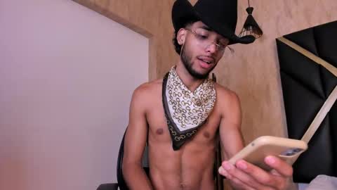 ThiagoFerreti online show from September 30, 3:55 am