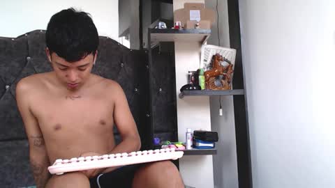 Thiagogonzalez online show from May 10, 3:50 pm