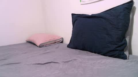 thiagovega_ online show from May 16, 3:36 am