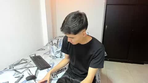 Thiago Wells online show from December 7, 8:05 pm