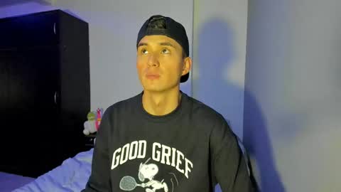 Thiago Wells online show from October 12, 4:50 pm