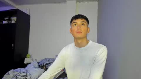 Thiago Wells online show from October 22, 4:18 pm