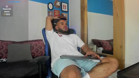 thiagoxbig online show from December 30, 4:09 am