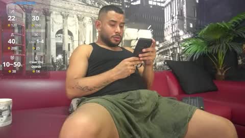 thiagoxbig online show from October 22, 8:52 pm