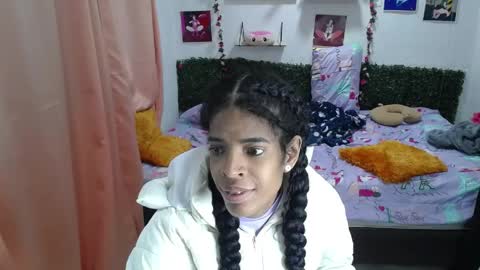 thiana_horny online show from June 6, 11:59 am