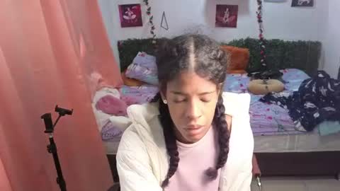 thiana_horny online show from July 6, 1:41 pm