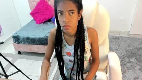 thianahorny online show from November 28, 11:57 am