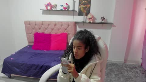 thianahorny online show from January 13, 12:32 pm