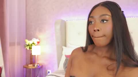 ThianaLopez online show from March 28, 9:25 pm