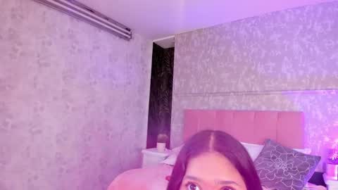 thiara_gh online show from May 8, 1:55 am