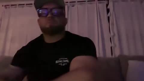 Snapshot of thiccbull12 chatting on September 20, 10:27 am thiccbull12 online show from September 20, 10:27 am