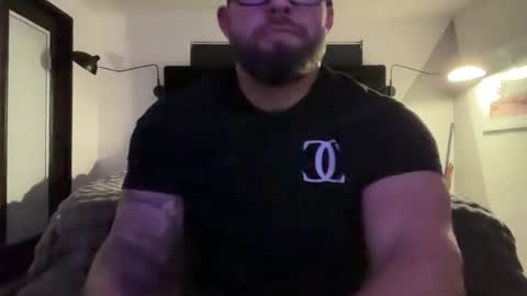 Snapshot of thiccbull12 chatting on May 21, 10:44 am thiccbull12 online show from May 21, 10:44 am