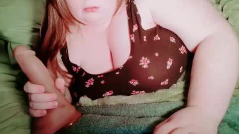 Snapshot of thiccjess420 chatting on October 21, 3:24 pm Jess online show from October 21, 3:24 pm