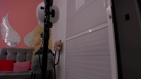 Lexxy online show from February 8, 11:02 am