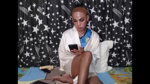 gil online show from February 9, 10:00 pm