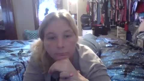 thickblonde_92 online show from November 13, 4:06 pm