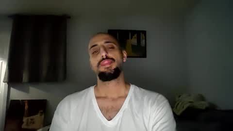 Snapshot of thickdickeddom chatting on October 1, 8:31 am ThickDickedDom online show from October 1, 8:31 am