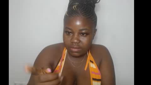 thickebonny7 online show from February 12, 3:01 am